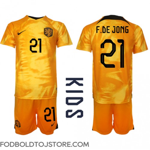 Holland Frenkie de Jong #21 Hjemmebanesæt Børn VM 2022 Kortærmet (+ Korte bukser)